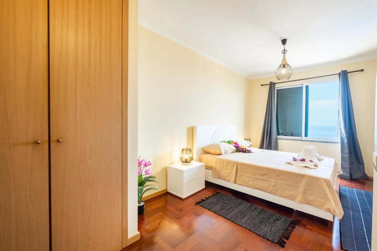 Gracy Apartment At Garajau Caniço